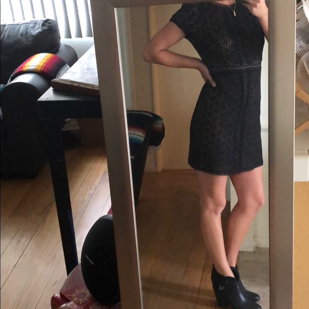 Max and Chloe eyelet dress
